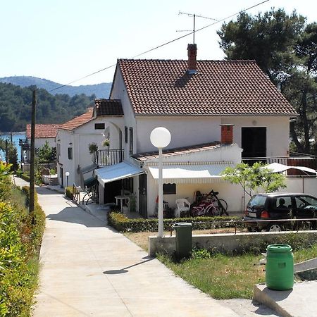 Apartments By The Sea Brgulje, Molat - 6241 外观 照片
