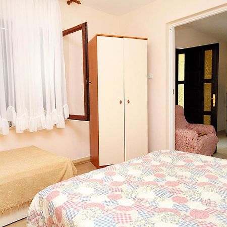Apartments By The Sea Brgulje, Molat - 6241 客房 照片